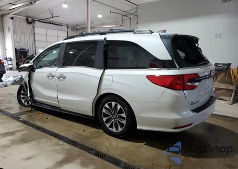 2021 Honda Odyssey Exl z USA, uszkodzony, nr VIN 5FNRL6H79MB029717